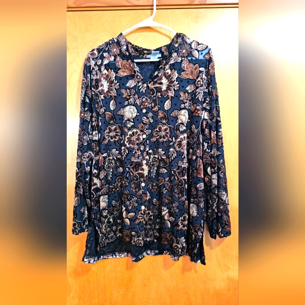 Avenue • Sheer Floral Print Blouse • Black and Brown • Size 22/24